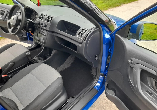 Skoda Fabia cena 14900 przebieg: 122000, rok produkcji 2009 z Toszek małe 137